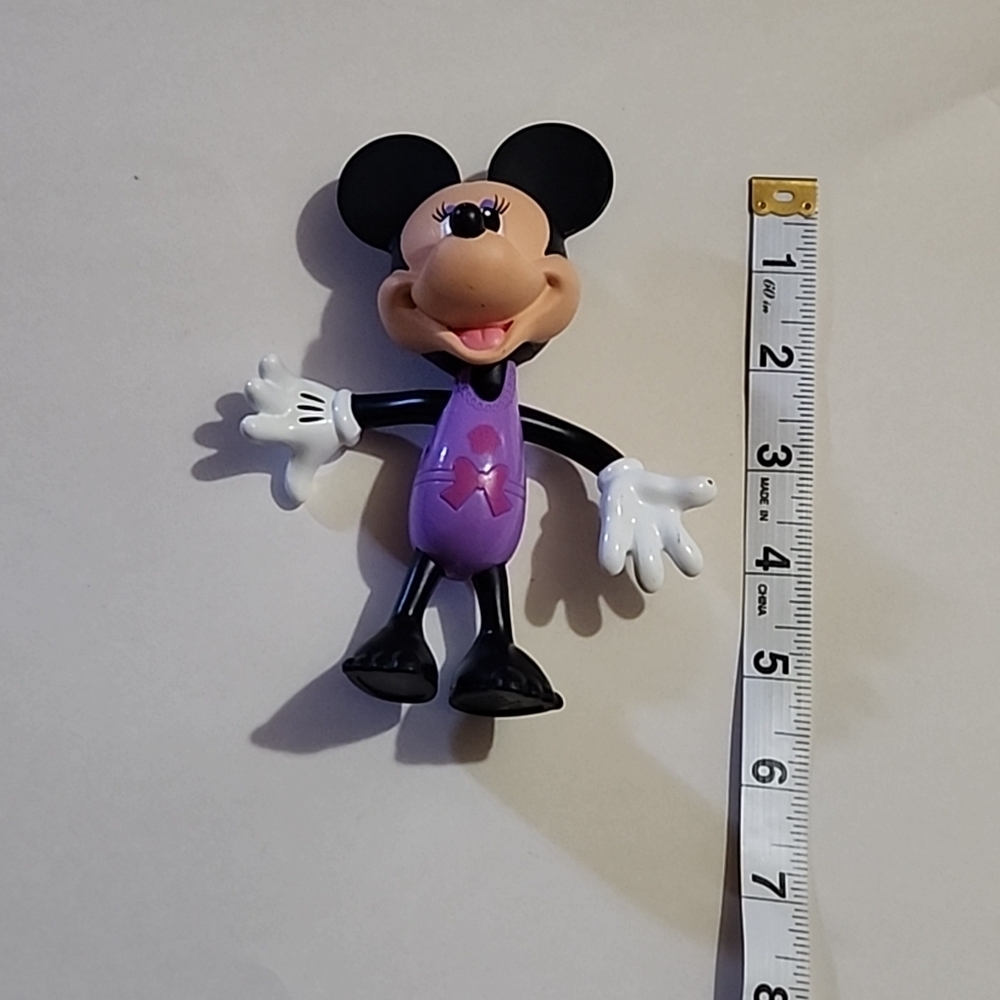 Disney Minnie Mouse PVC Figurine 5.5 Inches
